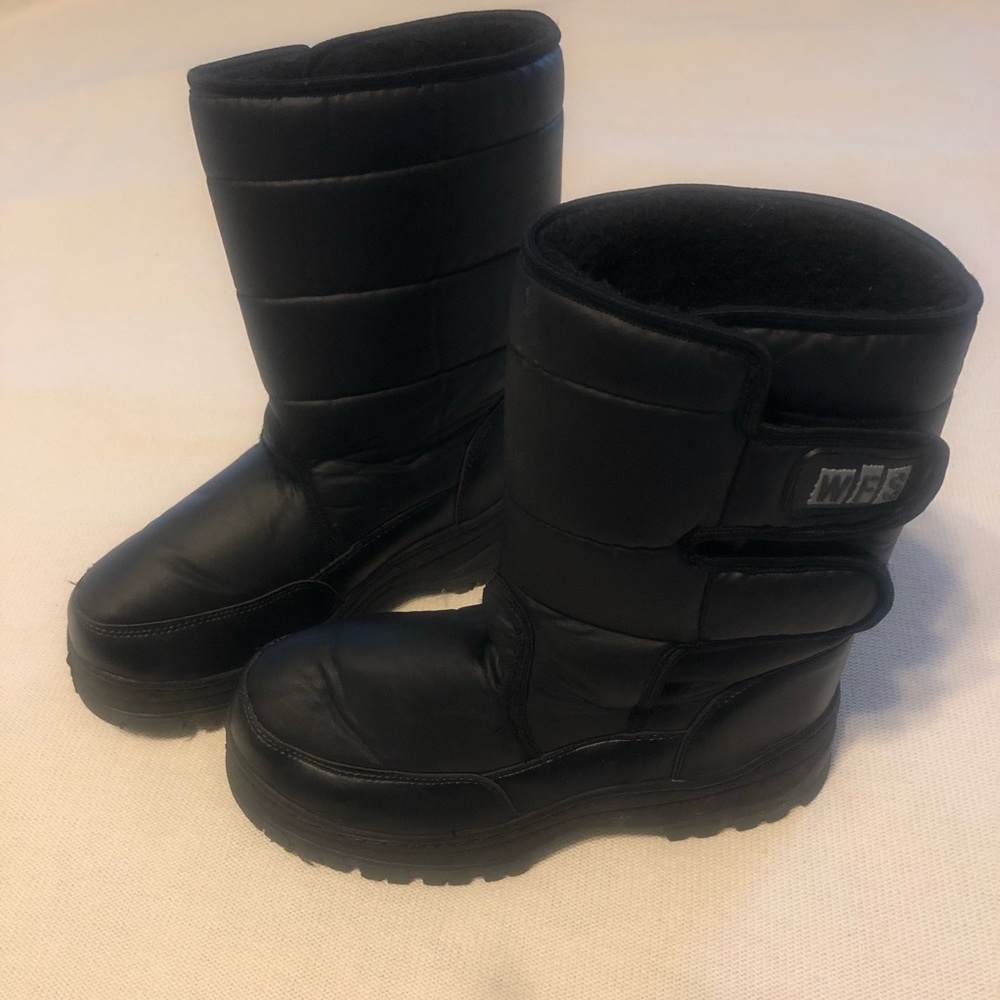 WFS Womens Snow Boots